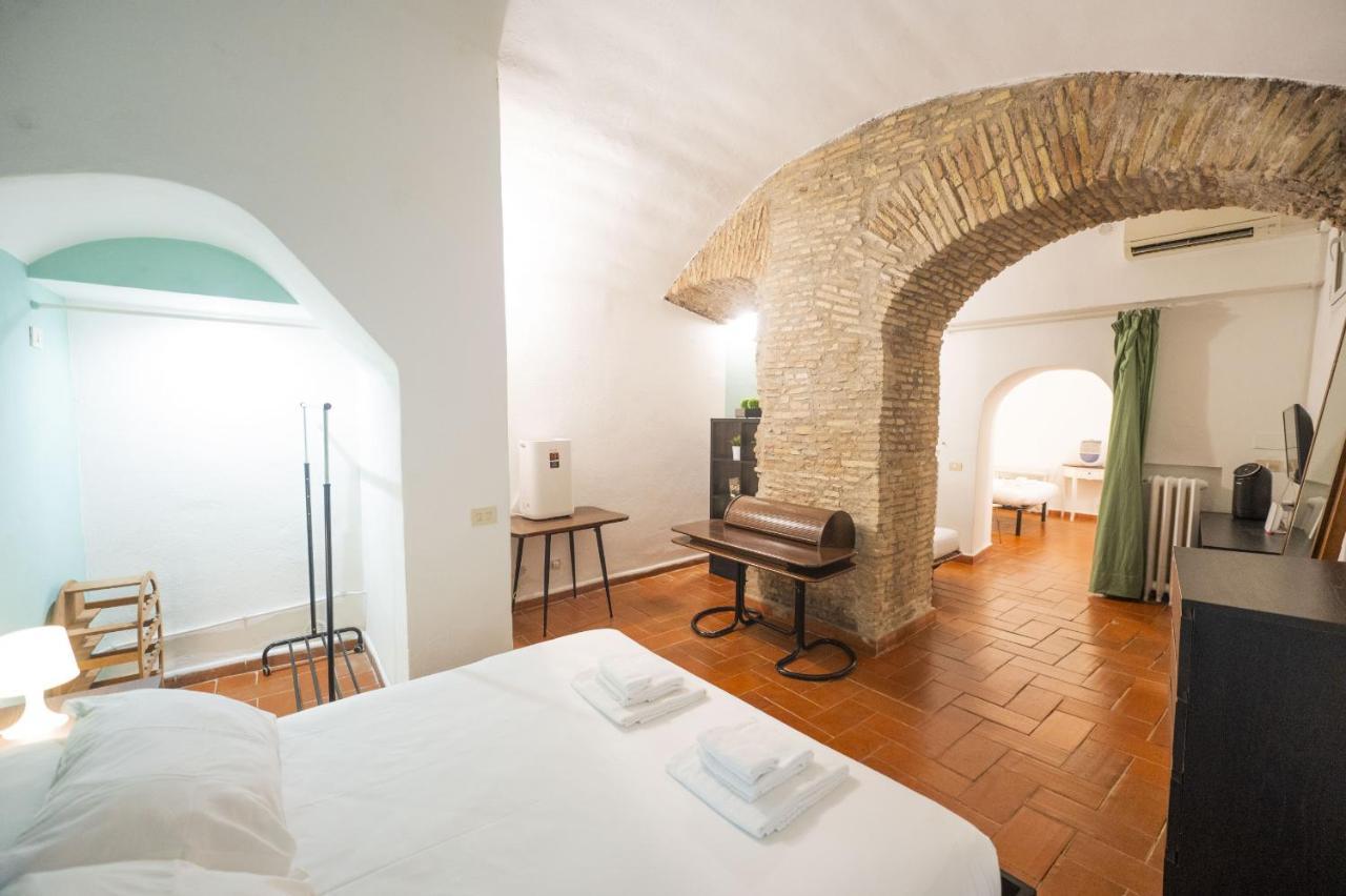 Campo De Fiori Grotto Apartment ローマ エクステリア 写真